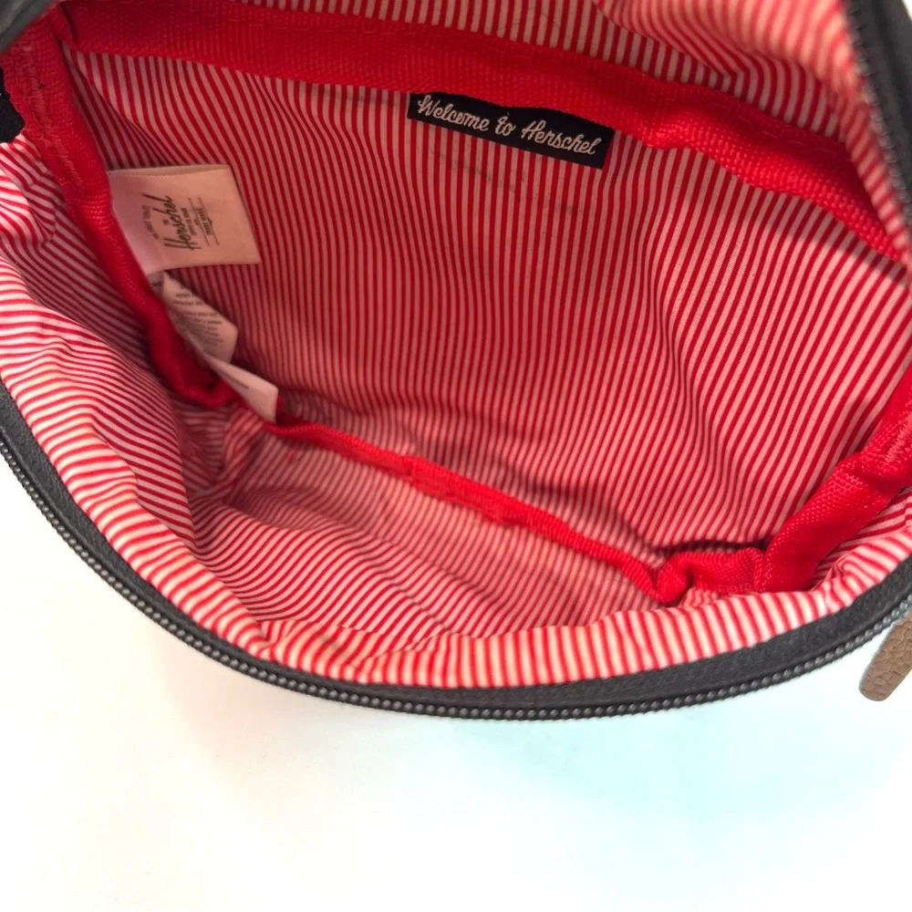 Hershel Supply Company Unisex Belt Bag Black - Picture 11 of 15